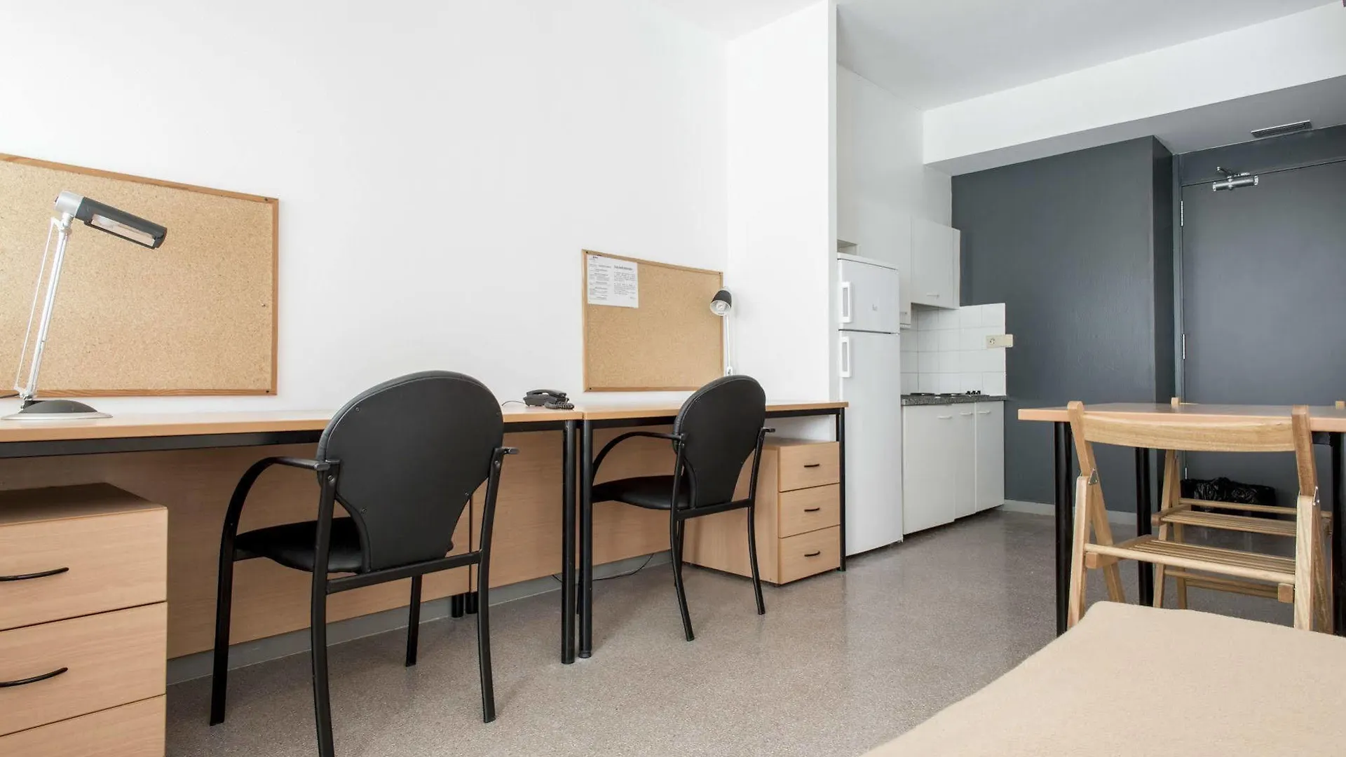 Residencia Universitaria Resa Campus De Montilivi Girona Vandrarhem