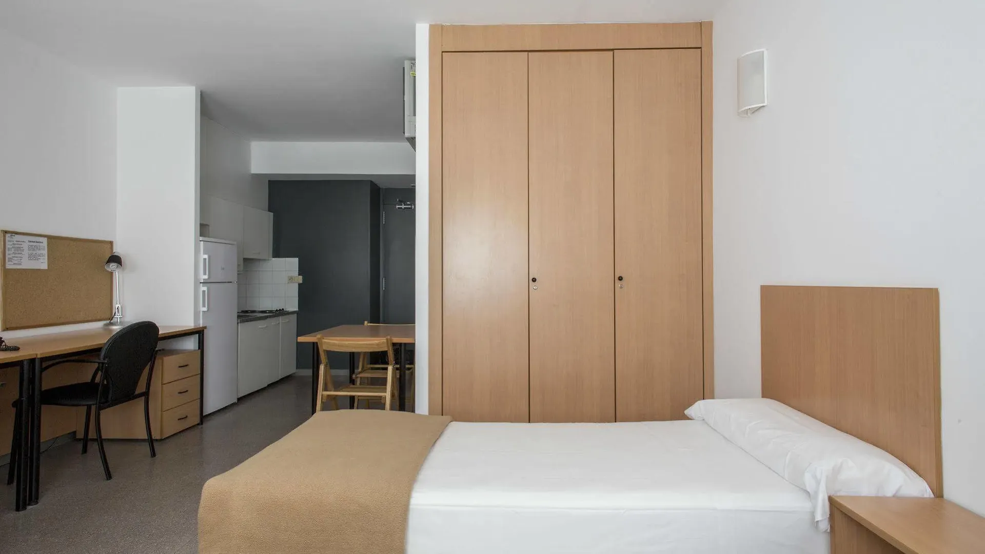 Vandrarhem Residencia Universitaria Resa Campus De Montilivi Girona Spanien