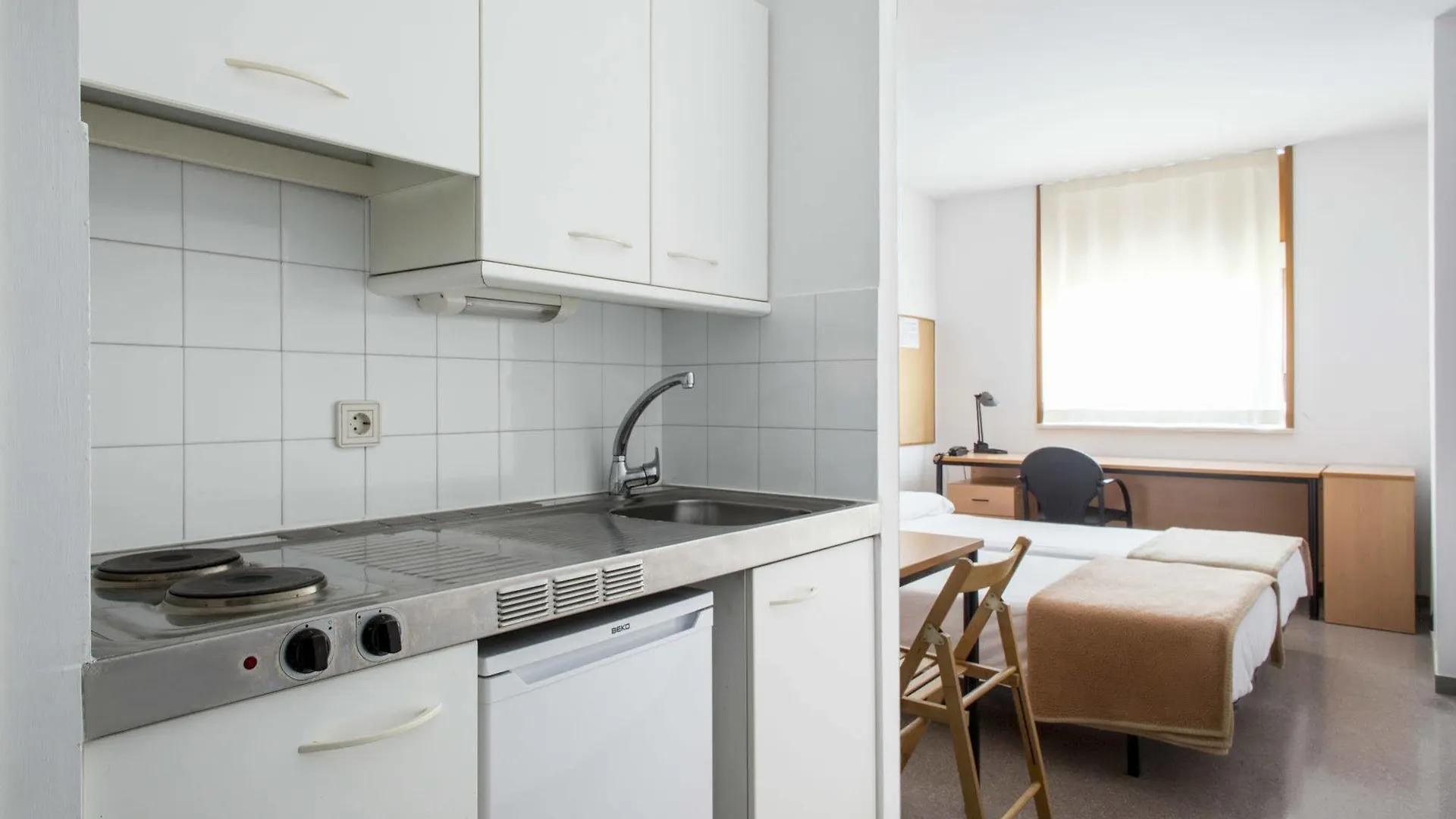 Residencia Universitaria Resa Campus De Montilivi Girona Vandrarhem