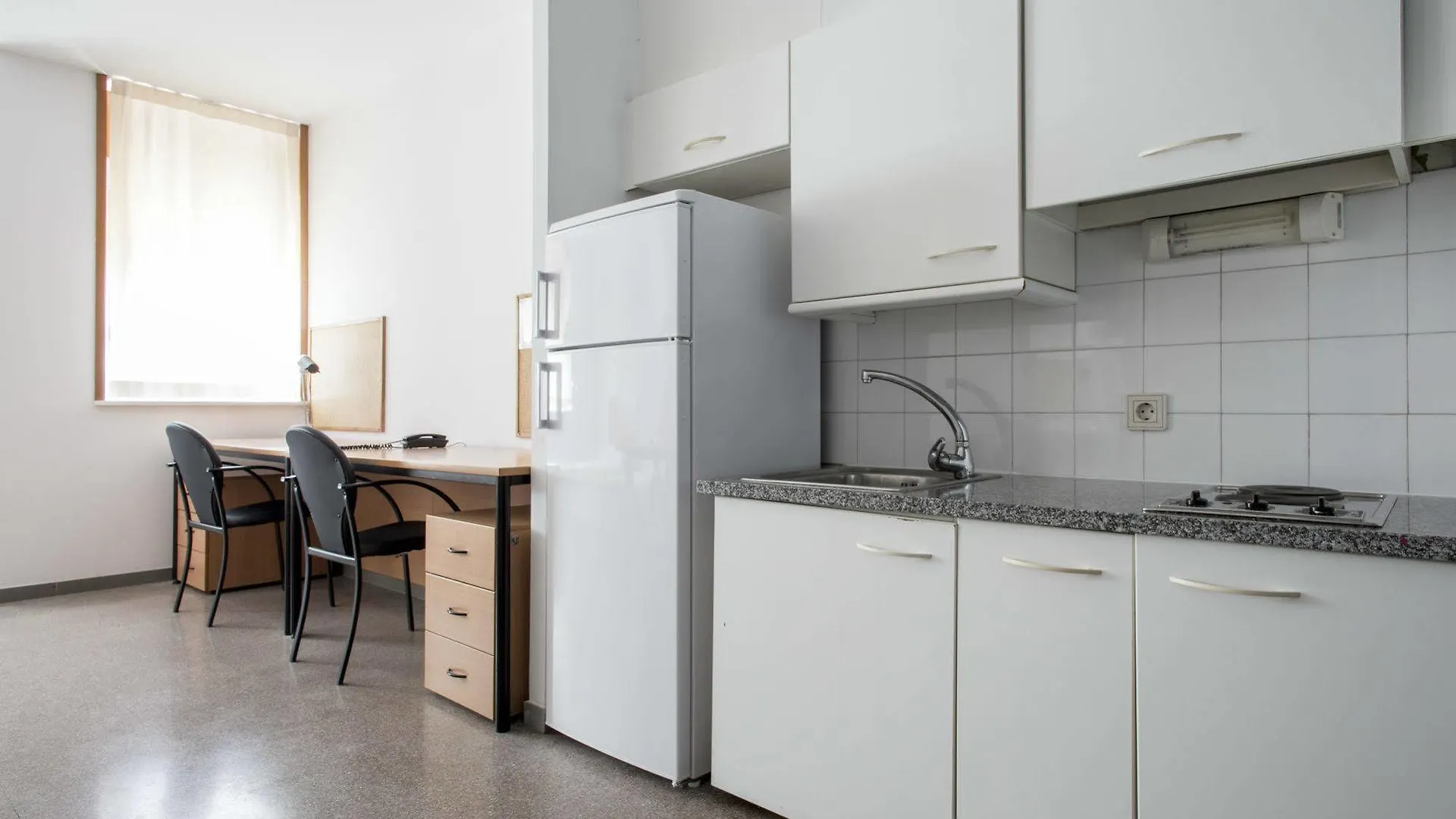 Residencia Universitaria Resa Campus De Montilivi Girona 0*,  Spanien